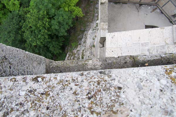 Image 20 of 31  -  66 kB